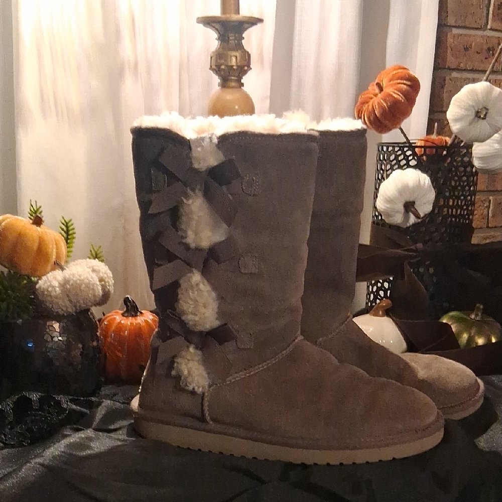 Koolaburra By Ugg Charcoal Suade Boots With Ribbons